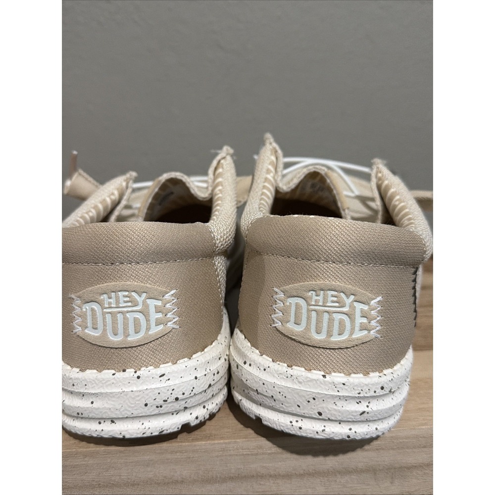 HEY DUDE New Mens 7 Wide Wally Stretch Sox Wide in Irish Cream - Picture 4 of 6